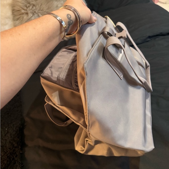 Lululemon bag - Picture 3 of 5